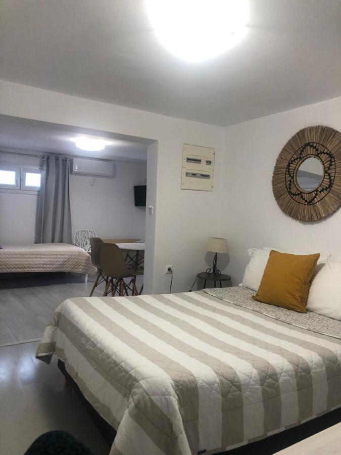 Afrodete Hotel Фиростефани Екстериор снимка