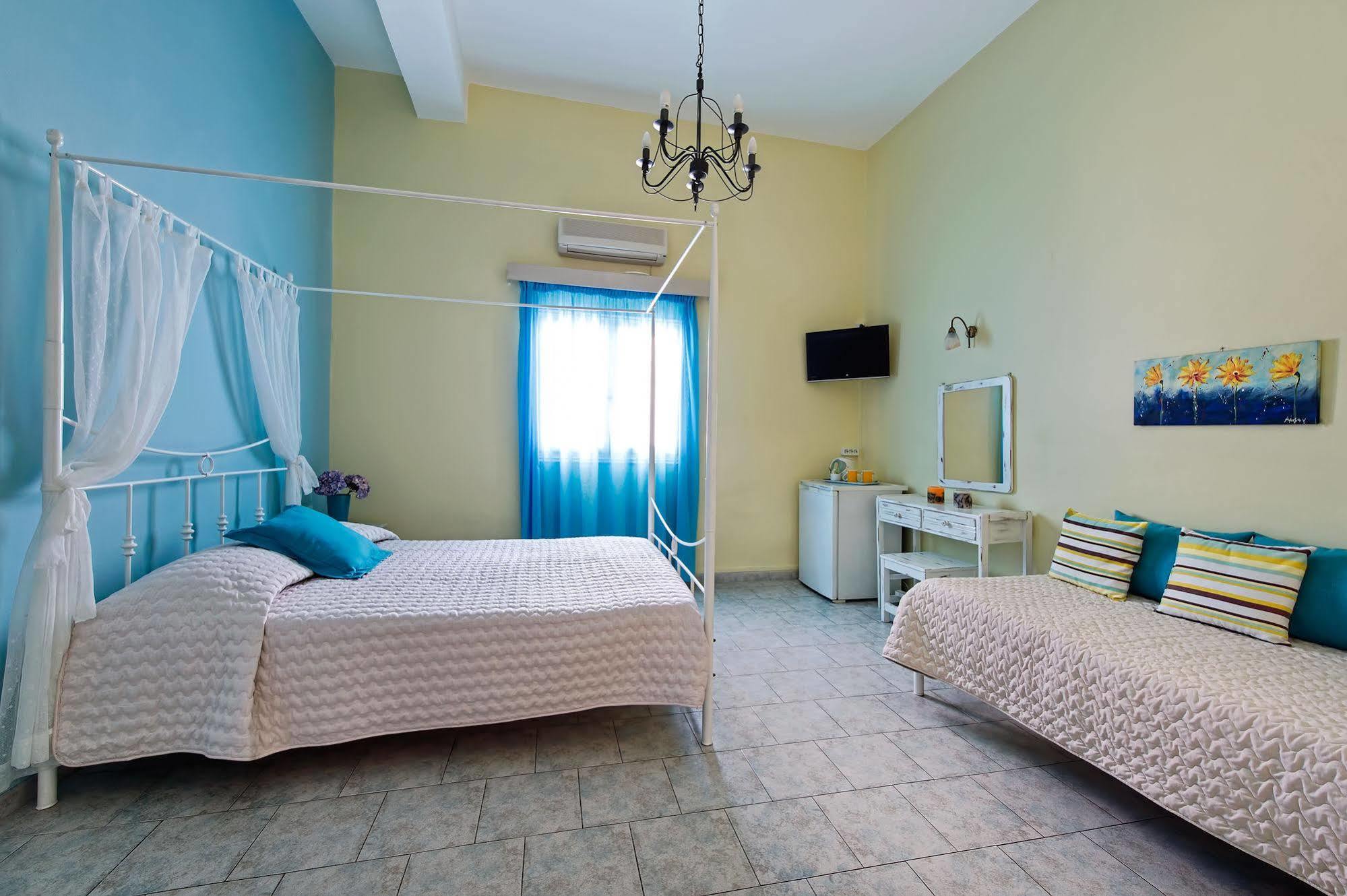 Afrodete Hotel Фиростефани Екстериор снимка