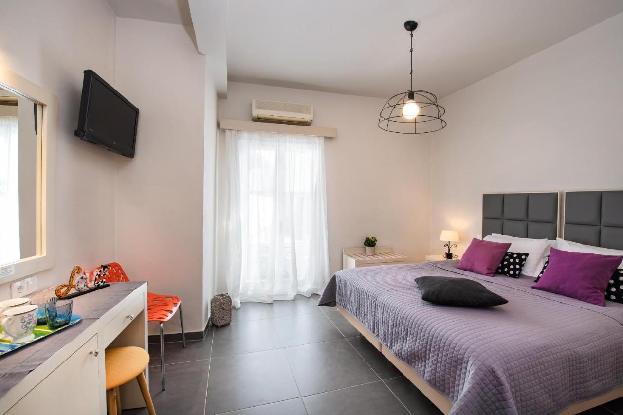 Afrodete Hotel Фиростефани Екстериор снимка
